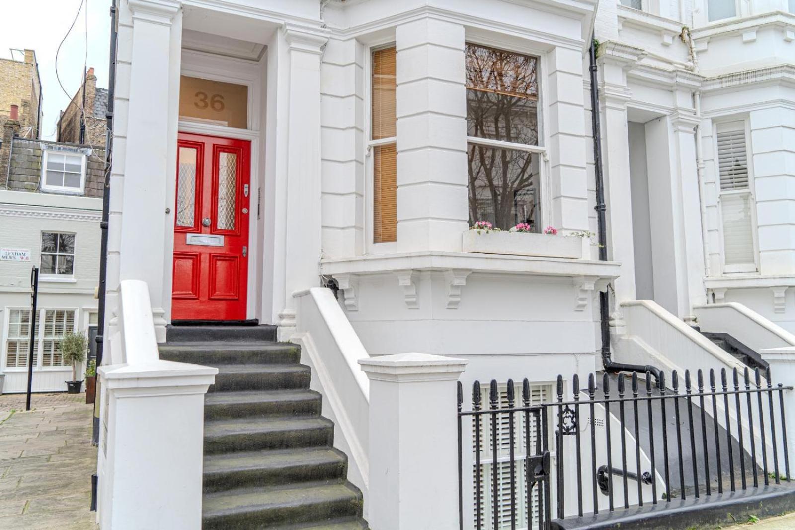 1-bed Flat In Kensington W8 * London