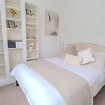 1-Bed Flat In Kensington W8