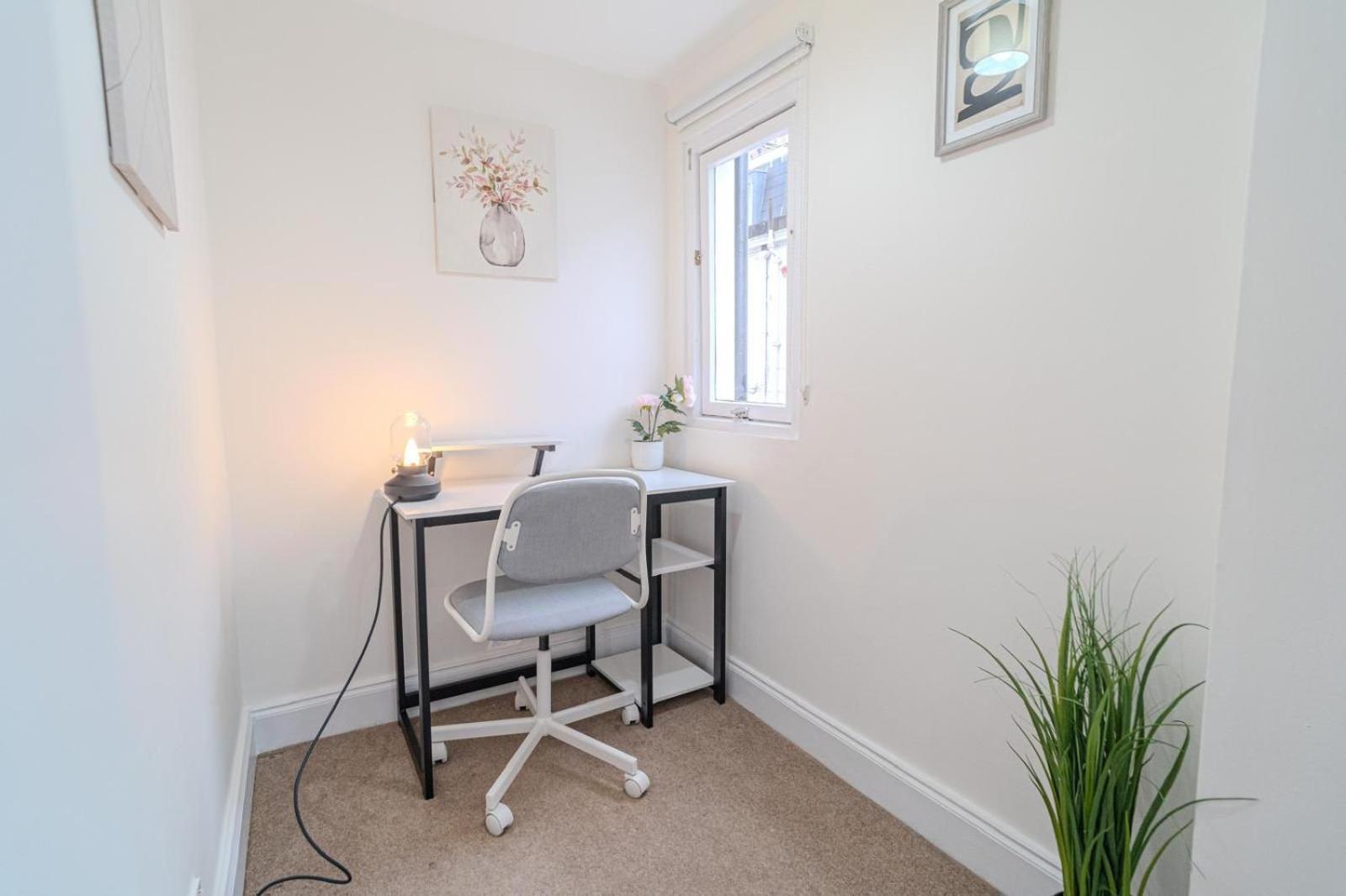 1-bed Flat In Kensington W8 Appartamento Londra
